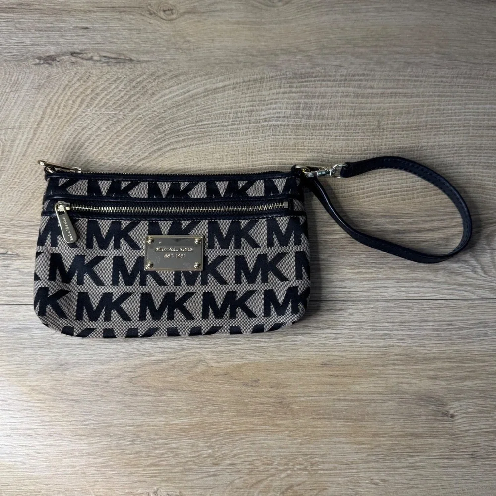 Michael Kors Wristlet Signature Logo Black Tan Clutch Bag Purse Y2K‎ Streetwear